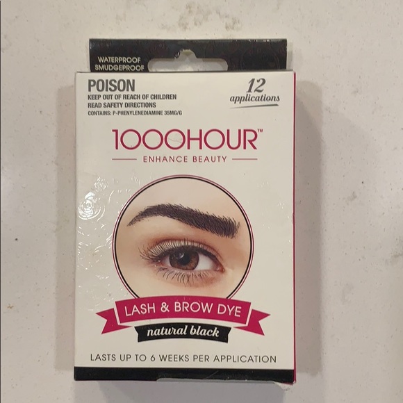 Lash and brow dye . Black